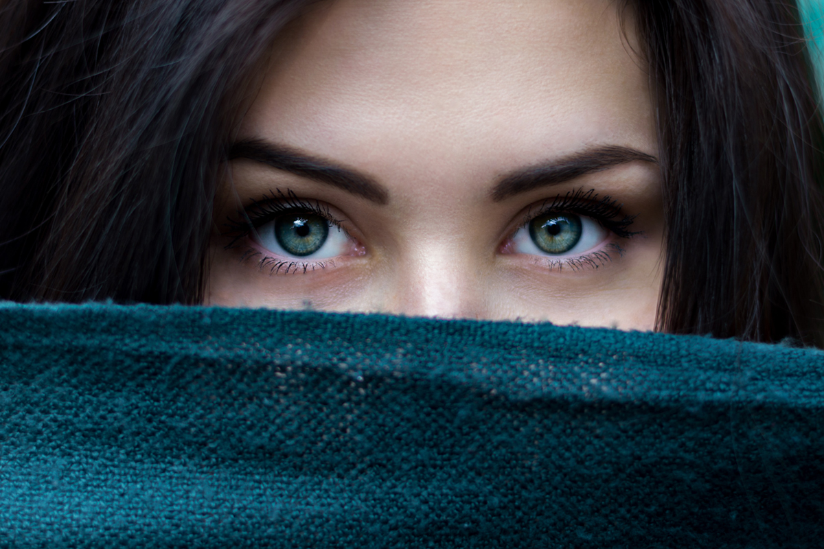 Drinking lots of water makes your eyes beautiful